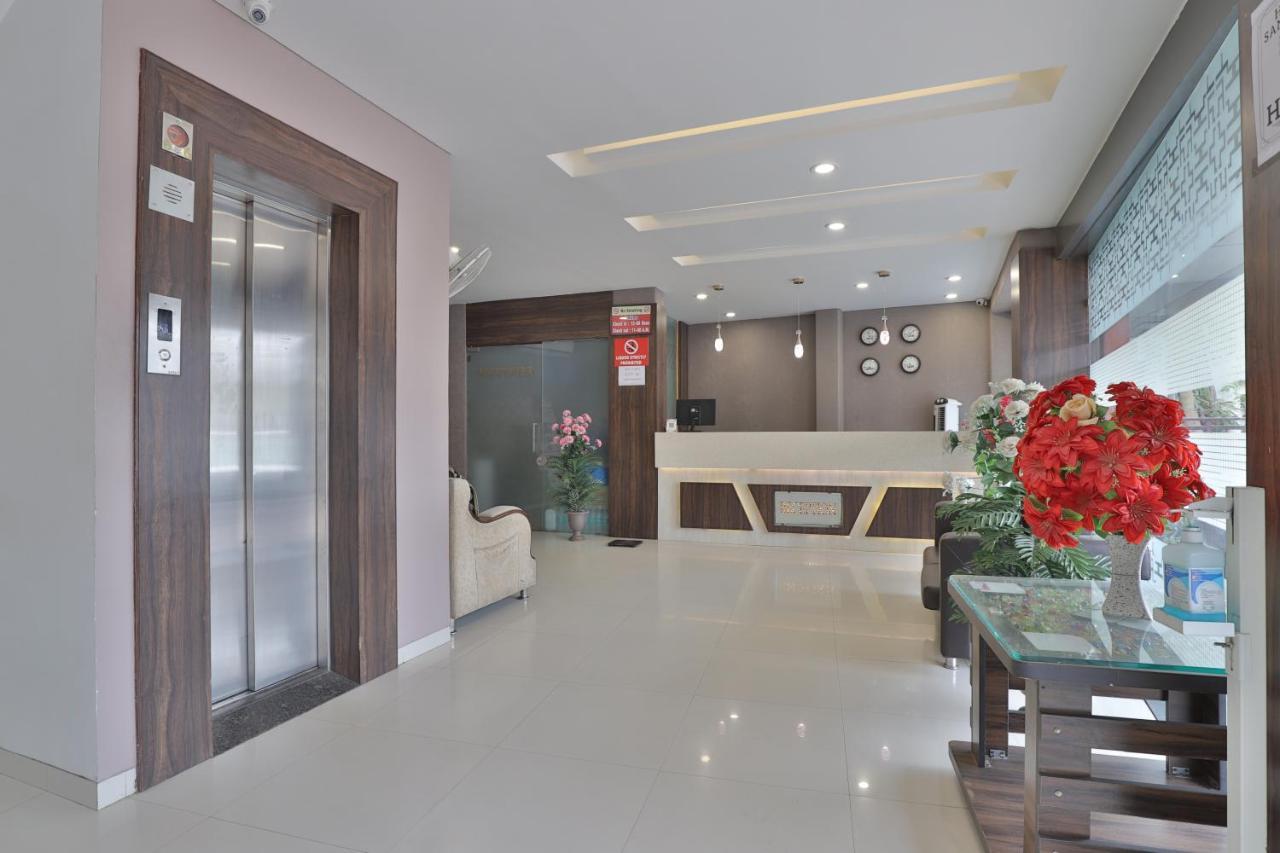 Hotel Planet Vadodara Exterior photo