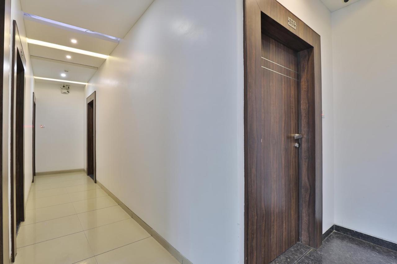 Hotel Planet Vadodara Exterior photo